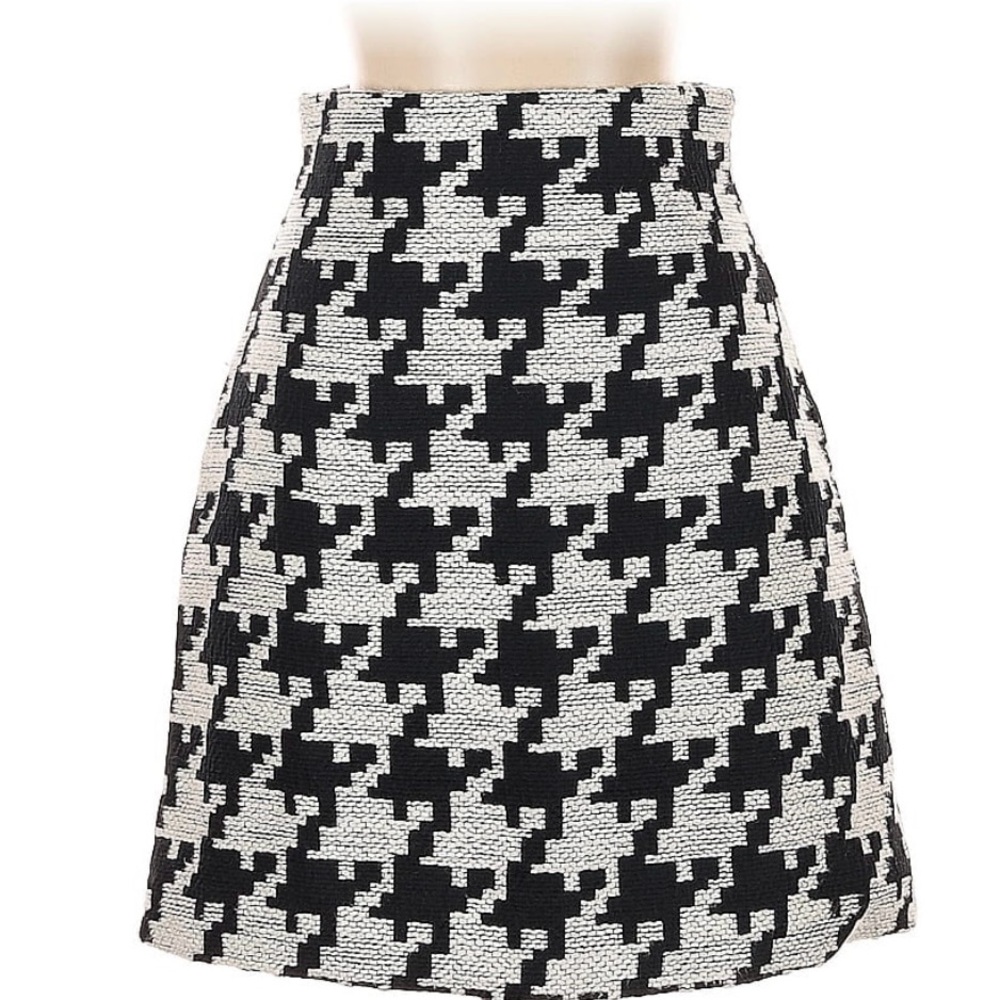 H&M Stylish Black and White Houndstooth Skirt